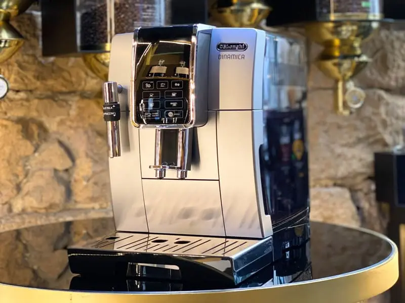 Machine à café De'Longhi Dinamica